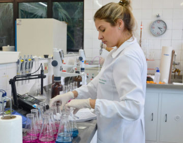 Mais de 630 análises de água são realizadas pela Cesama em setembro