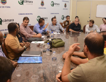 Comissão de Abastecimento define com feirantes prazos para eleição de diretoria da Aprofeira