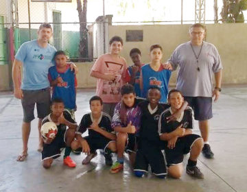 Núcleos do “JF Esporte e Cidadania” participam de amistoso de futsal