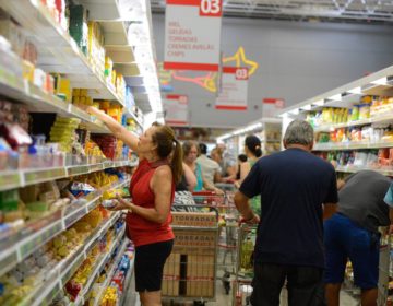 Custo de cesta de compras de famílias com renda mais baixa cai 0,05%