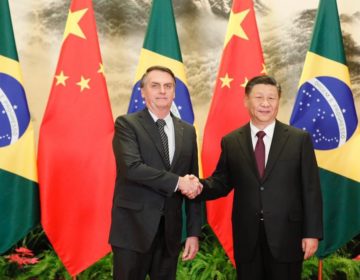 Bolsonaro se encontra com presidente chinês para assinatura de acordos