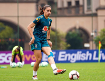 Rafaelle comemora retorno à seleção feminina