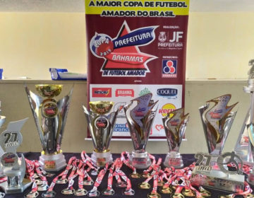 Copa Prefeitura Bahamas de Futebol Amador apresenta troféus e recebe representantes das equipes finalistas