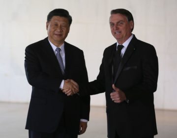 Bolsonaro se encontra com presidente chinês em Brasília