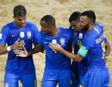 Brasil goleia Nigéria e avança em primeiro no grupo