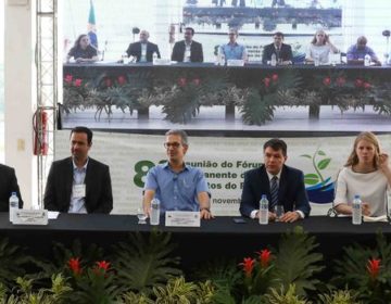 Governador anuncia medidas para ajudar municípios atingidos pelo rompimento da barragem de Fundão