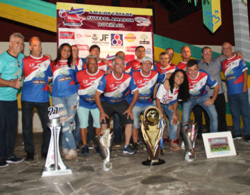 “Copa Prefeitura Bahamas de Futebol Amador” entrega mais de 30 troféus