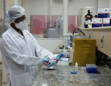 Senadores querem pensão especial para profissionais que atuam contra covid-19