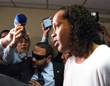 Juiz concede prisão domiciliar para Ronaldinho Gaúcho
