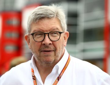 Ross Brawn acredita em início de temporada em julho