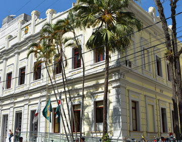 Executivo terá que produzir boletins diários durante períodos em que haja decreto de estado de emergência ou calamidade