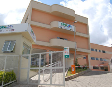 Vereadores visitam UPA de Santa Luzia