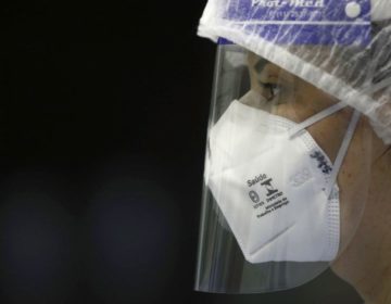 Testes gratuitos de COVID-19 para profissionais de saúde pública