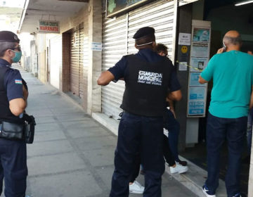 Guarda Municipal notifica descumprimento de decreto contra pandemia do coronavírus