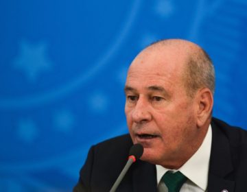 Agressão à imprensa é inaceitável, diz ministro da Defesa