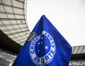 Cruzeiro não cumpre pagamento, é punido pela FIFA e tem mais pagamentos pendentes