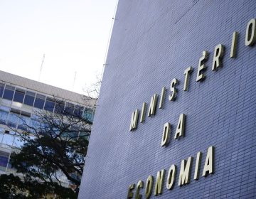 Abertura de empresas cai 29,5% em abril, mostra Ministério da Economia