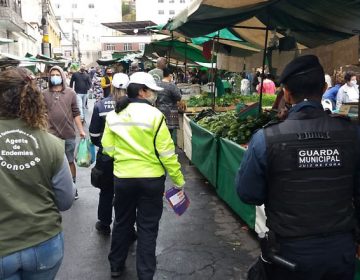 Feira livre do Bairro São Mateus é fiscalizada pelo comboio de prevenção ao Coronavírus
