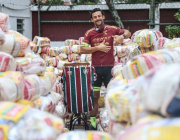 Fred encerra tour de bicicleta e se apresenta ao Fluminense