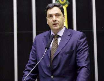 Projeto exige aprovação parlamentar para decretação de quarentena e lockdown