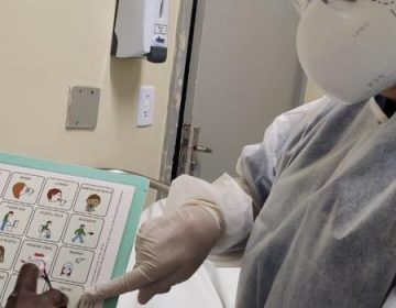 Comunicação alternativa humaniza assistência a pacientes com covid-19