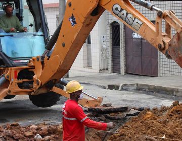 Cesama já executou 60% da remodelação da rede de esgoto da Rua Olegário Pinto