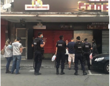 Fiscalização interdita restaurante self-service e autua agências bancárias no Centro