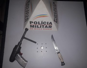 PM apreende armas de fogo e munições na Avenida Brasil