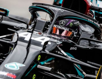 Lewis Hamilton se torna o primeiro piloto com 90 poles na F1