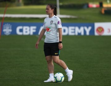 Técnica Simone Jatobá convoca seleção feminina sub-17 para treinos na Granja Comary