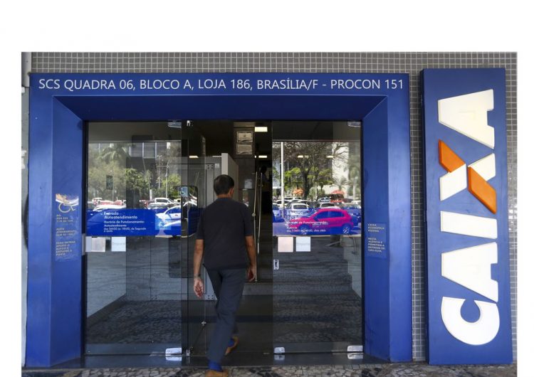 Caixa paga hoje abono salarial para nascidos em agosto