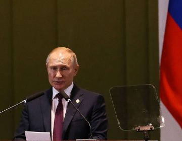 Rússia anuncia primeira vacina contra a covid-19