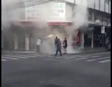 Pastelaria pega fogo na região central