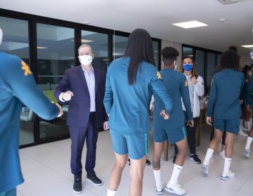 Presidente da CBF, Rogério Caboclo, visita Seleção Feminina em Teresópolis