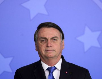 Bolsonaro diz que governo federal não comprará vacina CoronaVac