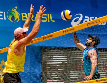 Em final com as duas duplas olímpicas, Alison e Álvaro levam a melhor em Saquarema