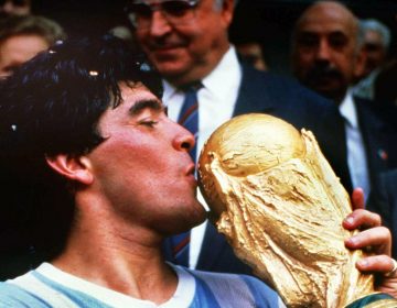 Ex-jogador Diego Maradona morre aos 60 anos, após sofrer parada cardiorrespiratória