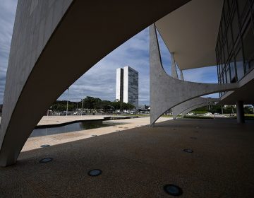 Estudo aponta que novo auxílio a estados pode apenas postergar crise fiscal