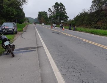 Motociclista morre após colidir com cavalo na BR-267 em Lima Duarte