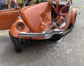 Colisão frontal entre dois automóveis deixa um idoso ferido no Poço Rico