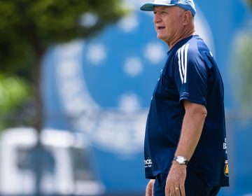 Cruzeiro rescinde contrato com Luiz Felipe Scolari antes da última rodada da Série B