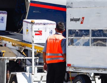 Minas Gerais recebe mais de 190 mil doses da vacina contra a covid-19 desenvolvida pela Universidade de Oxford