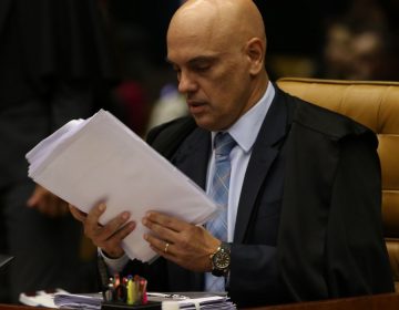 Com ordem de Moraes, PF prende em flagrante deputado Daniel Silveira