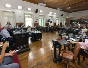 Em Audiência Pública, Mercedes Benz sinaliza que não tem intenção de desativar fábrica em Juiz de Fora