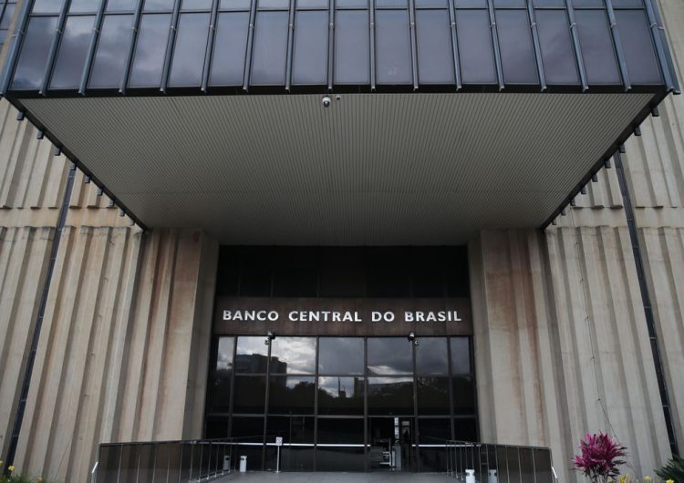 Banco Central inicia primeira fase do open banking