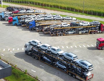 Indústria cresce pelo oitavo mês seguido, mas fecha 2020 com queda de 4,5%