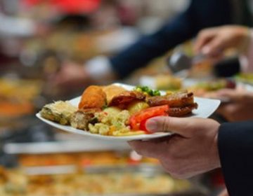 Prefeitura autoriza autosserviço em restaurantes com rígidos protocolos