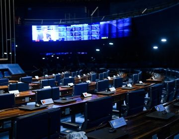 Na abertura do ano legislativo, 16 legendas têm representantes no Senado