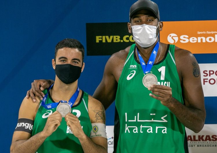 Duplas brasileiras conquistam prata e bronze na etapa de Doha do circuito mundial