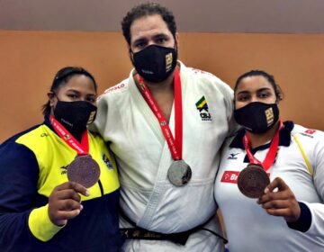 Pesados garantem mais três pódios no último dia do Grand Slam da Geórgia